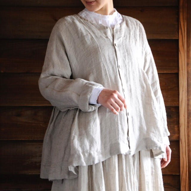 Veritecoeur(ヴェリテクール)のVeritecoeur / 2WAY SIDEGATHER BLOUSE レディースのトップス(シャツ/ブラウス(長袖/七分))の商品写真