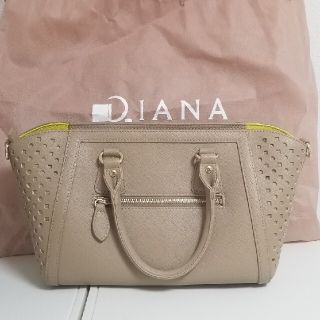 ダイアナ(DIANA)のDIANA バッグ(ハンドバッグ)