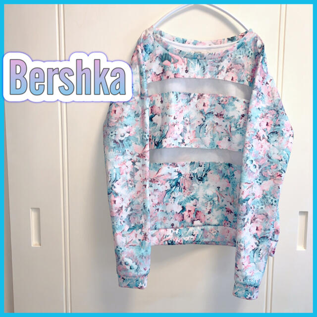 Bershka(ベルシュカ)のBershkaベルシュカ　花柄カットソー シースルーライン　M アイボリー レディースのトップス(カットソー(長袖/七分))の商品写真