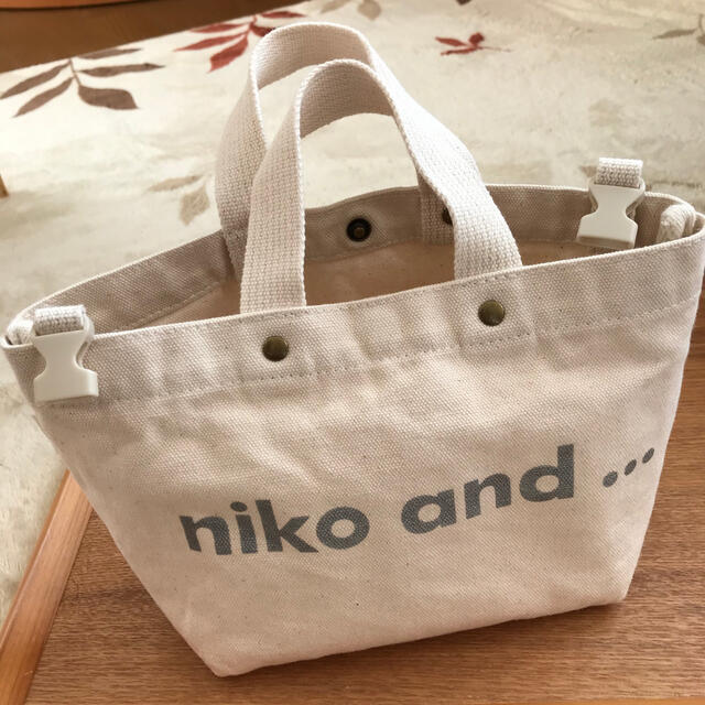 niko and...(ニコアンド)のniko and …  ミニトートバッグ　2way ショルダーバッグ　※お値下げ レディースのバッグ(トートバッグ)の商品写真