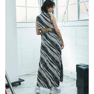 アリシアスタン(ALEXIA STAM)の値下げ！タグ付き新品未使用　juemi Zebra Knit-sew Dress(ロングワンピース/マキシワンピース)