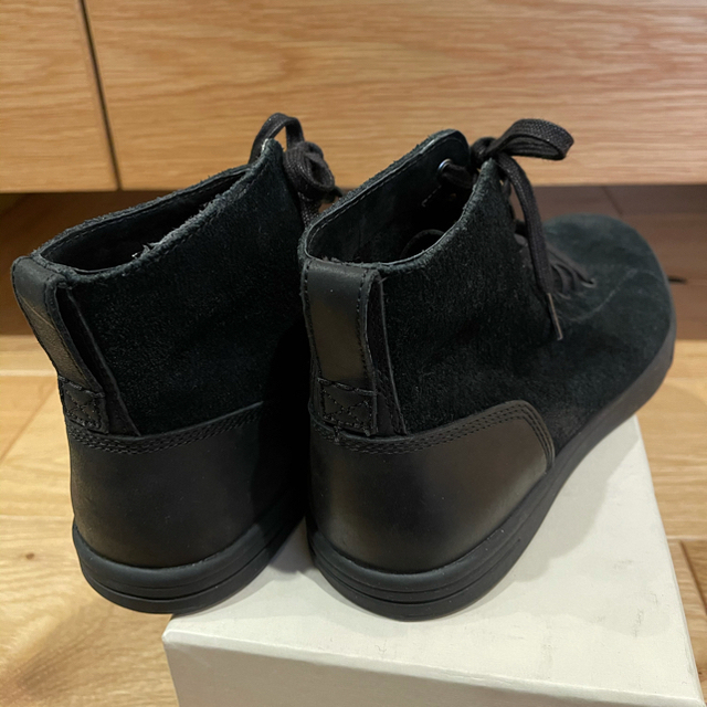 UGG(アグ)のアグ UGG ハイカットスニーカー  極美品 メンズの靴/シューズ(スニーカー)の商品写真