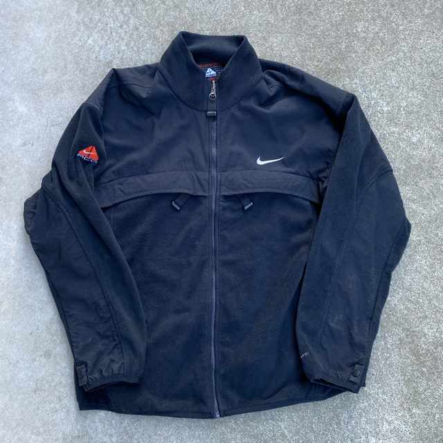 NIKE(ナイキ)のNIKE ACG  THERMAFIT FULLZIP FLEECE 今月末まで メンズのジャケット/アウター(その他)の商品写真