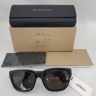 バーバリー(BURBERRY)のBURBERRYバーバリー サングラス 新品未使用(サングラス/メガネ)