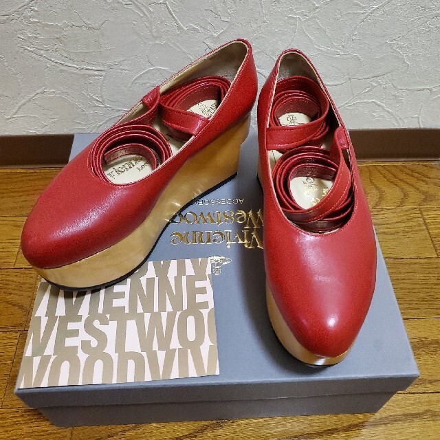 vivieen westwood　ヴィヴィアン　ロッキンホースバレリーナ　赤