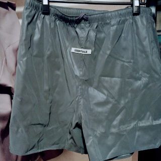 フィアオブゴッド(FEAR OF GOD)のESSENTIALS Volley Shorts(ショートパンツ)