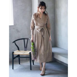 スナイデル(SNIDEL)のHerlipto♡Belted Embroidered Cotton Dress(ロングワンピース/マキシワンピース)