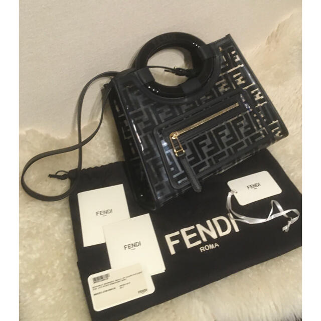 【新品未使用】フェンディ FENDI ラナウェイ ブラック 2WAYショルダー