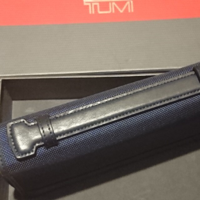 TUMI(トゥミ)の【新品未使用】TUMIトゥミ ダブルジップアラウンドクラッチネイビー紺  メンズのファッション小物(長財布)の商品写真