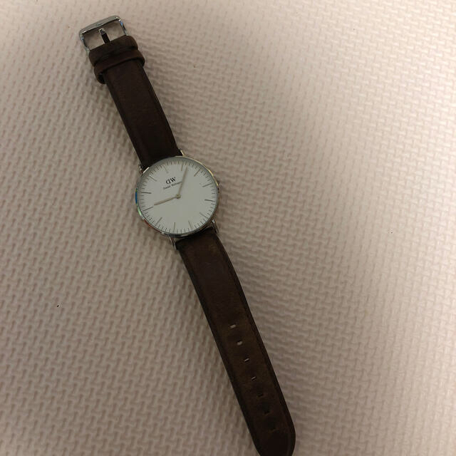 Daniel Wellington(ダニエルウェリントン)のダニエルウィリントン　時計　本日まで。引越しのため売り切り！ レディースのファッション小物(腕時計)の商品写真