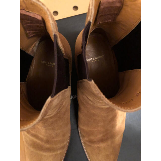 Saint Laurent(サンローラン)の【2日限定値下げ】サンローラン　スエードブーツ41サイズ メンズの靴/シューズ(ブーツ)の商品写真