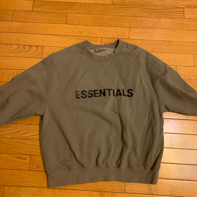 FEAR OF GOD(フィアオブゴッド)のessentials 3d silicon applique crewneck メンズのトップス(スウェット)の商品写真