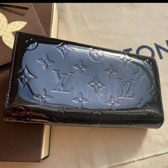 LOUIS VUITTON(ルイヴィトン)のルイヴィトン　ヴェルニ　長財布　サラ　財布　男女兼用 メンズのファッション小物(長財布)の商品写真