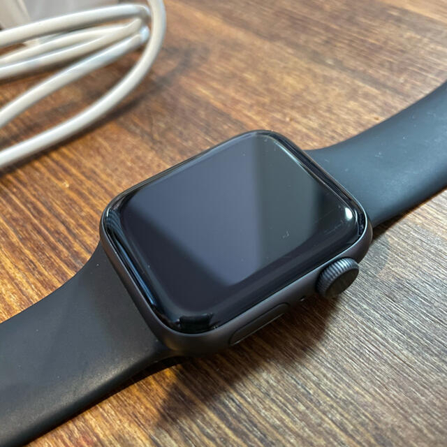 Apple Watch series4（GPSモデル）40mm おまけ付きの通販 by shop｜ラクマ