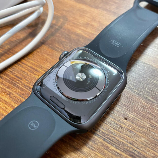 Apple Watch Series 4 GPS 40mm おまけ付き