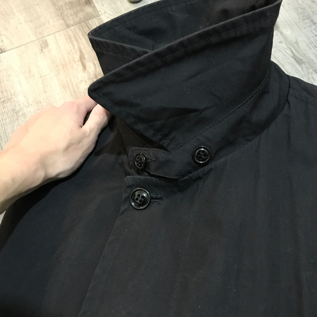 Maison Martin Margiela(マルタンマルジェラ)のU.S. NAVY all whether coat black 38L メンズのジャケット/アウター(ステンカラーコート)の商品写真