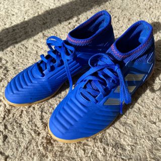 アディダス(adidas)のサッカーフットサル　シューズ　22.5 adidas (シューズ)