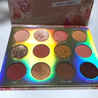 カラーポップ(colourpop)の専用！colour pop♡アイシャドウパレット(アイシャドウ)