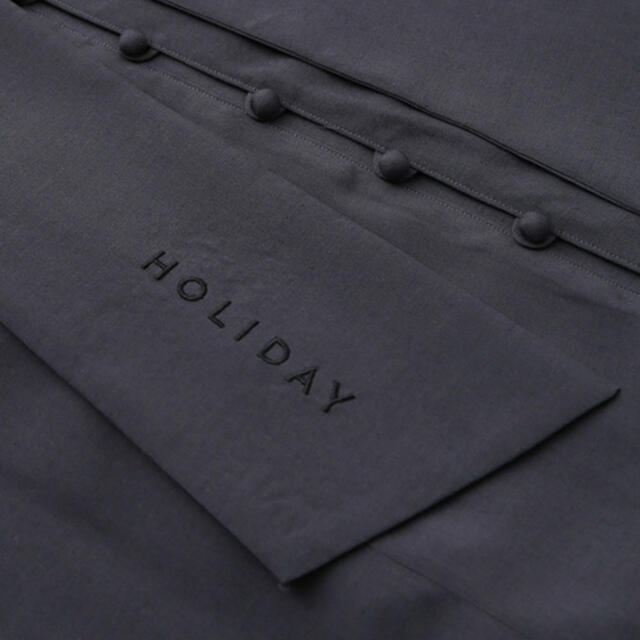 holiday(ホリデイ)のHOLIDAY ブラウス　20aw レディースのトップス(シャツ/ブラウス(長袖/七分))の商品写真