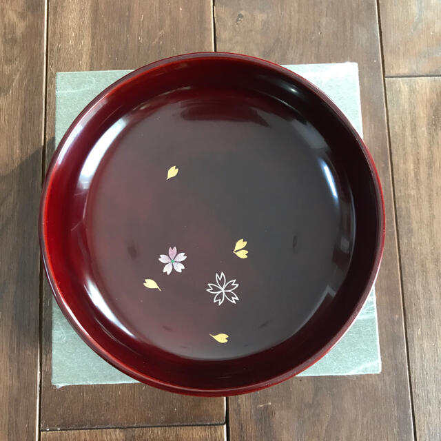秋田　川連　漆器　菓子皿 インテリア/住まい/日用品のキッチン/食器(食器)の商品写真