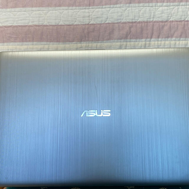 ASUS X540S