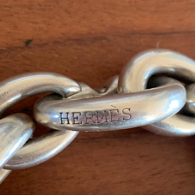 Hermes(エルメス)のHERMÈS Acrobate エルメス アクロバット シルバー メンズのアクセサリー(ブレスレット)の商品写真