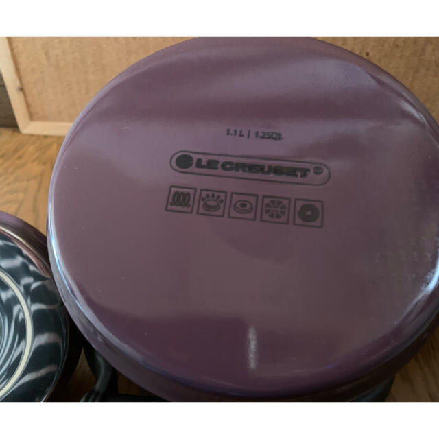 LE CREUSET(ルクルーゼ)のルクルーゼ　ケトル　カシス スマホ/家電/カメラの調理家電(調理機器)の商品写真