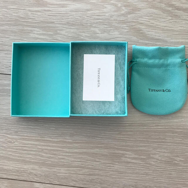 Tiffany & Co.(ティファニー)のティファニー空箱 レディースのバッグ(ショップ袋)の商品写真