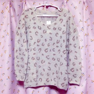 ローリーズファーム(LOWRYS FARM)のヒョウ柄ニット♡新品未使用タグ付き♡(ニット/セーター)