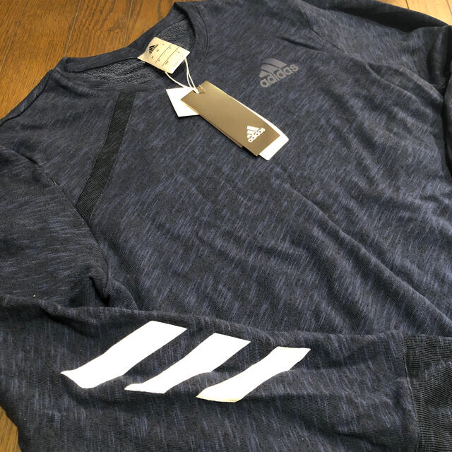 adidas(アディダス)のアディダス　ロンT メンズのトップス(Tシャツ/カットソー(七分/長袖))の商品写真