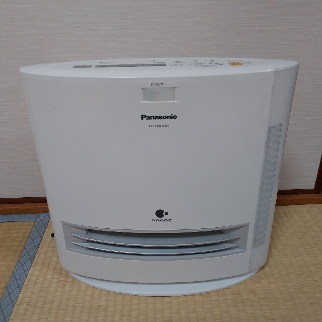 消費電力☆パナソニック　加湿機能付セラミックファンヒーター　DS-FKX1205　黒