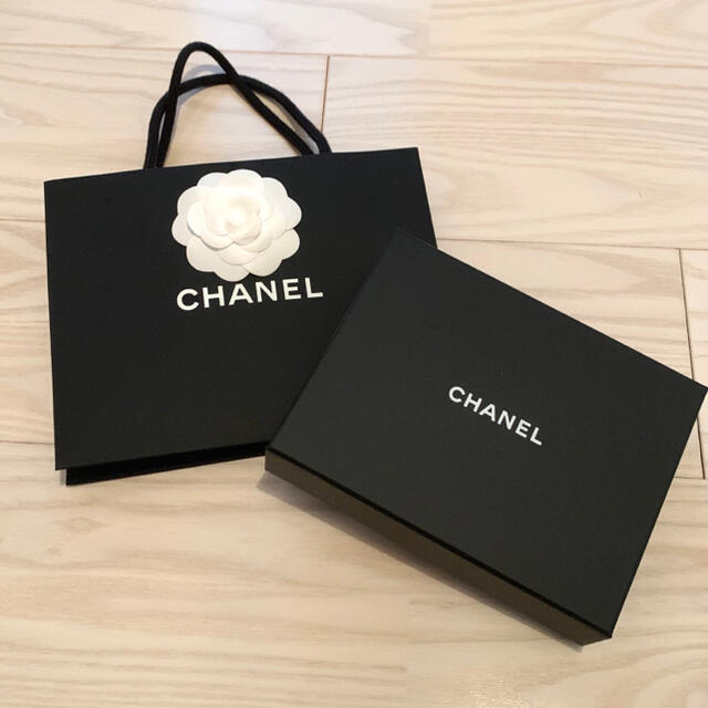 CHANEL(シャネル)のシャネル 空箱&ショッパー(財布) レディースのバッグ(ショップ袋)の商品写真