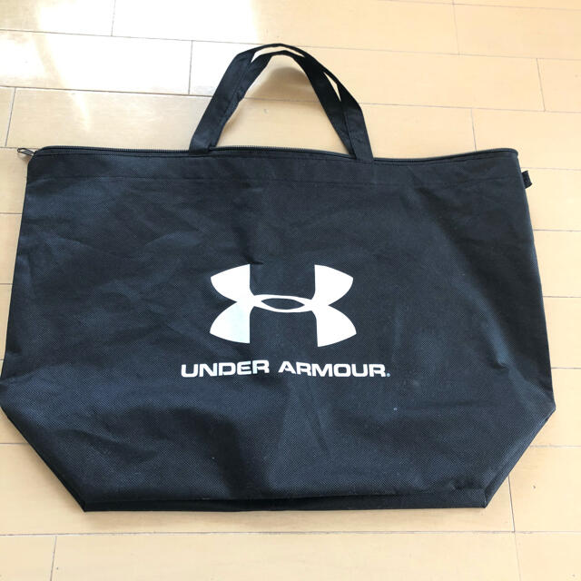 UNDER ARMOUR(アンダーアーマー)のアンダーアーマー　福袋のバッグのみ レディースのバッグ(ショップ袋)の商品写真