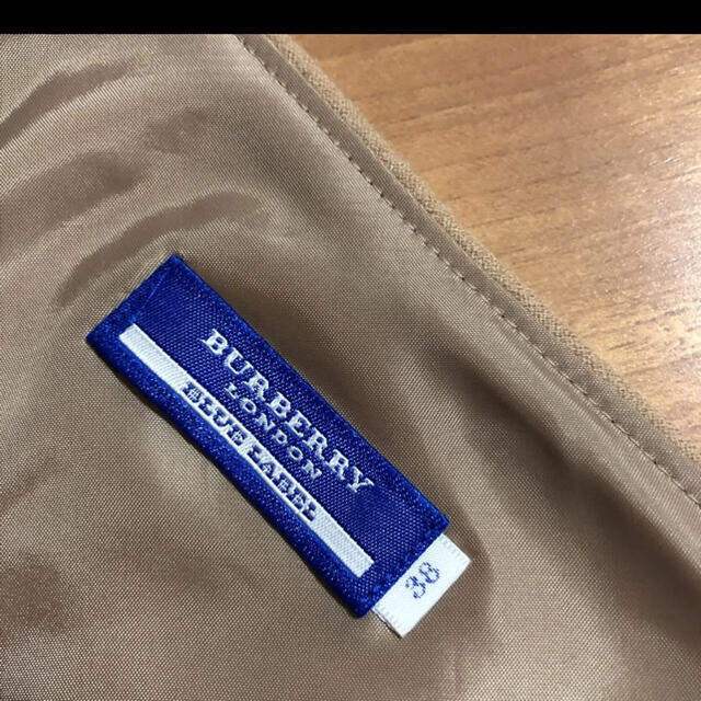 BURBERRY BLUE LABEL(バーバリーブルーレーベル)のBurberry膝丈巻きスカート レディースのスカート(ひざ丈スカート)の商品写真