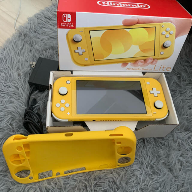 「値下げ中! 即日発送　Nintendo Switch Lite イエロー