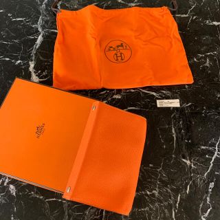 エルメス(Hermes)のHERMES  新品クラッチバッグ　オレンジ　レアです‼️(クラッチバッグ)