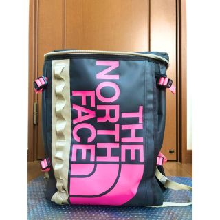 ザノースフェイス(THE NORTH FACE)の希少限定イーサーグレー ノースフェイスヒューズボックス30L(バッグパック/リュック)