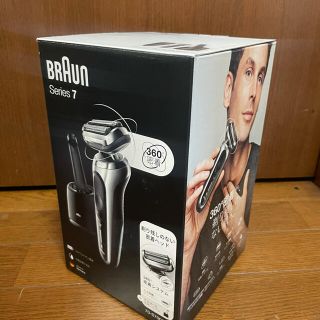 ブラウン(BRAUN)のブラウン メンズシェーバー シリーズ7 洗浄器付き 70-S7001cc(メンズシェーバー)