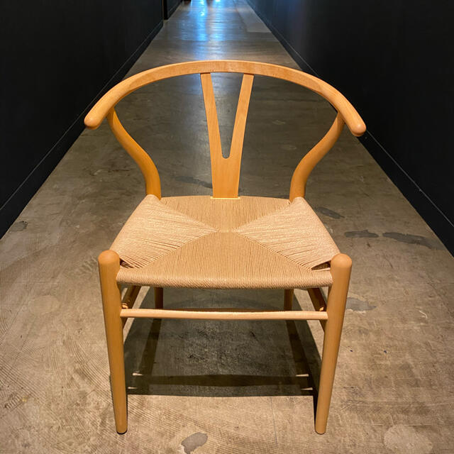 はらぺこニャンコ様　４脚カールハンセン＆サン Wishbone Chair