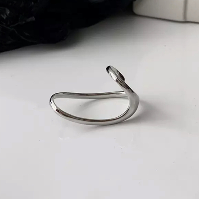 BEAMS(ビームス)のMetal curve silver ring No.527 レディースのアクセサリー(リング(指輪))の商品写真