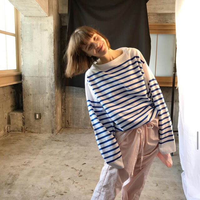 1LDK SELECT(ワンエルディーケーセレクト)のOUTIL  TRICOT AAST (white×blue)  サイズ1 メンズのトップス(Tシャツ/カットソー(七分/長袖))の商品写真