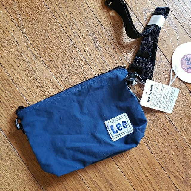 Lee(リー)の専用　新品　Lee　ミニサコッシュ　キッズ キッズ/ベビー/マタニティのこども用バッグ(ポシェット)の商品写真