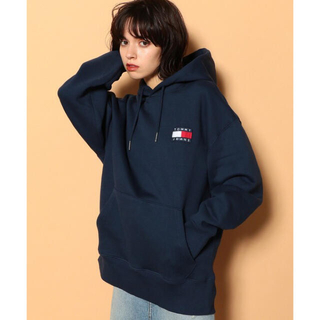 トミーヒルフィガー(TOMMY HILFIGER)のTOMMY JEANS パーカー(パーカー)