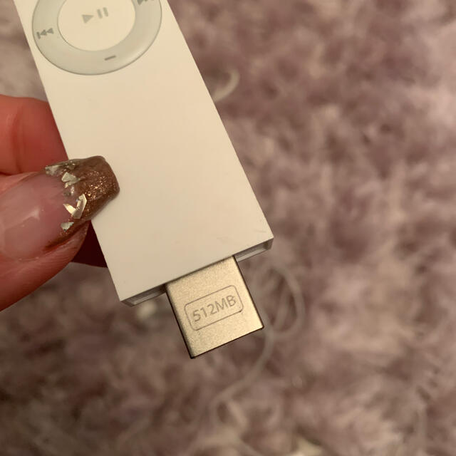 Apple(アップル)のApple アップル iPod アイポッド 512MB スマホ/家電/カメラのオーディオ機器(ポータブルプレーヤー)の商品写真