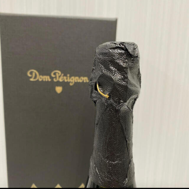 Dom Pérignon(ドンペリニヨン)のドン・ペリ二ヨン ヴィンテージ 2008 箱付き 食品/飲料/酒の酒(シャンパン/スパークリングワイン)の商品写真