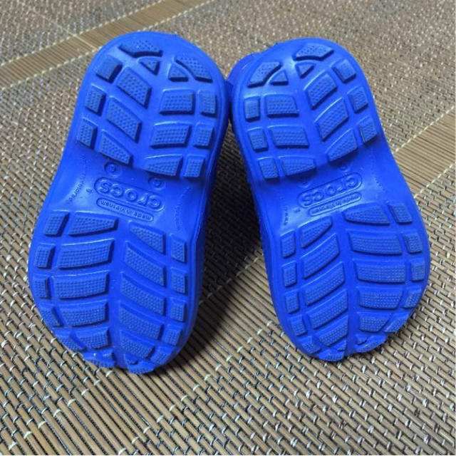 crocs(クロックス)の美品crocsレインブーツ キッズ/ベビー/マタニティのベビー靴/シューズ(~14cm)(長靴/レインシューズ)の商品写真