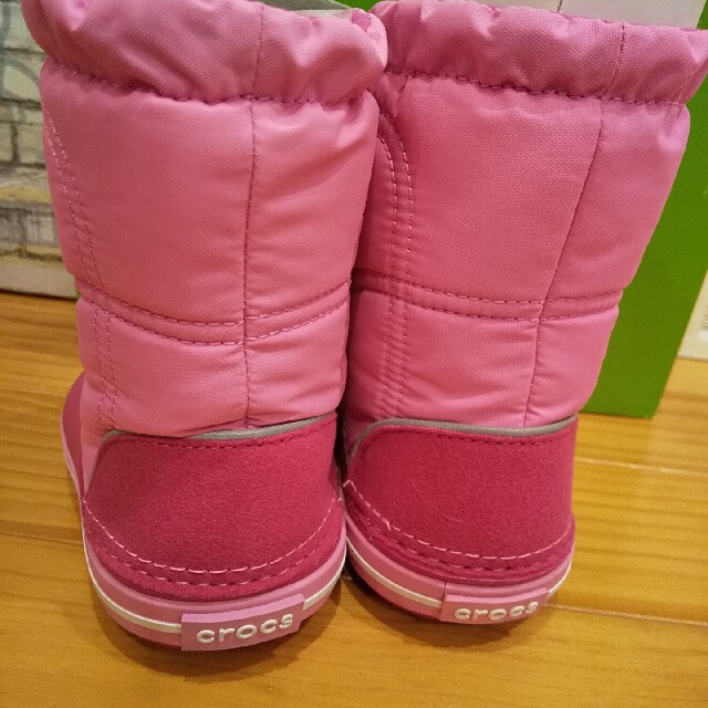 crocs(クロックス)の新品★クロックス   スノーブーツ キッズ/ベビー/マタニティのベビー靴/シューズ(~14cm)(ブーツ)の商品写真