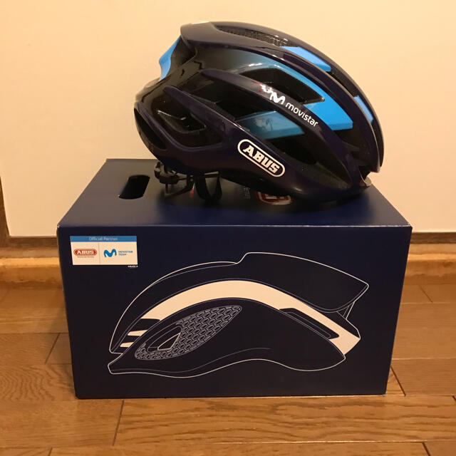 ABUS ヘルメット　Lサイズスポーツ/アウトドア
