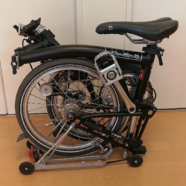 BROMPTON(ブロンプトン)のブロンプトン M3R 2012 収納箱その他おまけ付き スポーツ/アウトドアの自転車(自転車本体)の商品写真