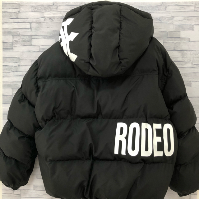 RODEO CROWNS(ロデオクラウンズ)の【限定品】RODEO CROWNS ビッグジャケット　フリーサイズ レディースのジャケット/アウター(ダウンジャケット)の商品写真